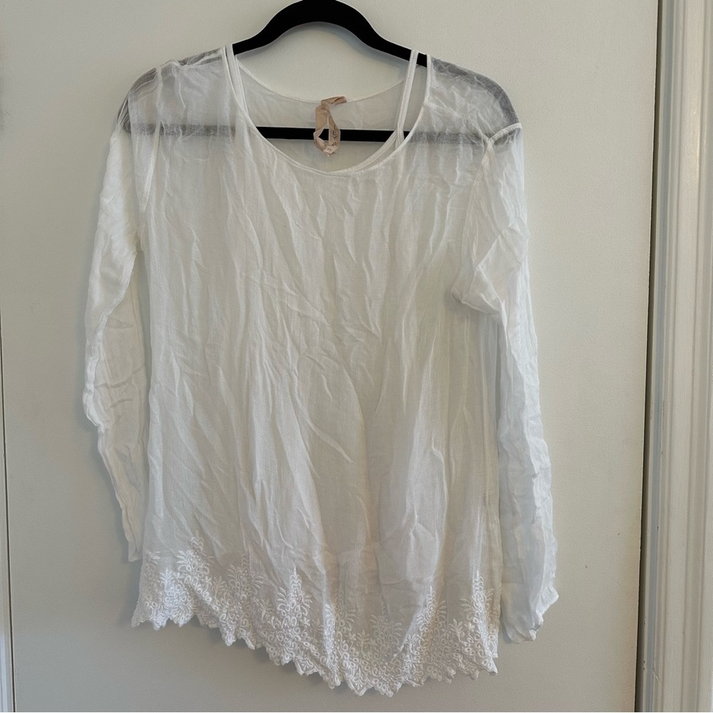 BOGO Bailey44 white long sleeve lace eyelet sheer blouse with liner tank Medium